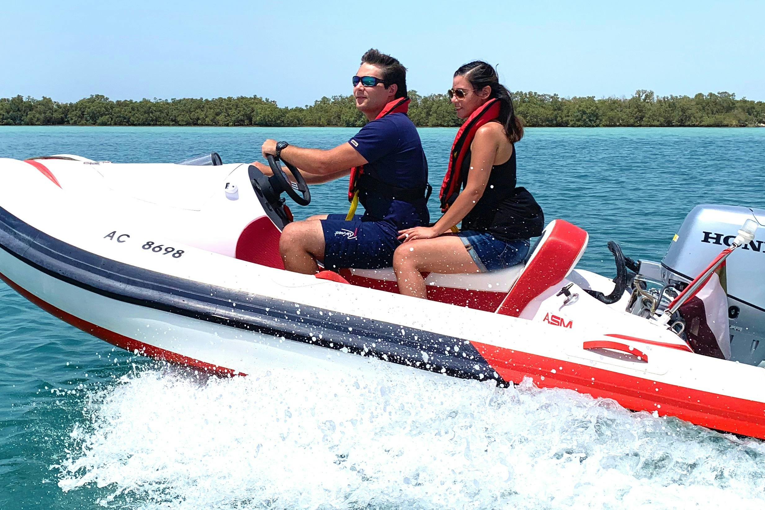 Abu Dhabi: Rhino Rides Self-Drive Speedboat Tour - Photo 1 of 4